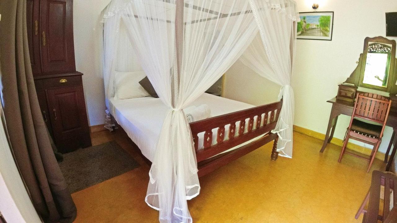 Fort Dew Guest House Galle Esterno foto