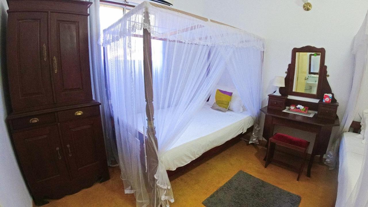 Fort Dew Guest House Galle Esterno foto
